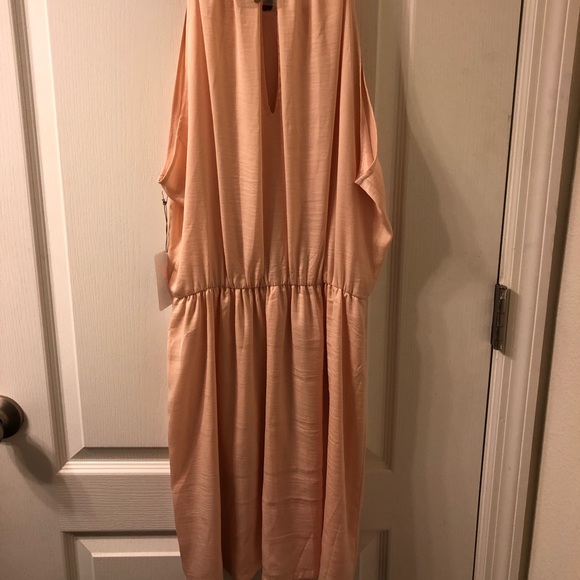 NWT! 🆕 Midi Forever 21 Peach 🍑 colored dress - Picture 2 of 6
